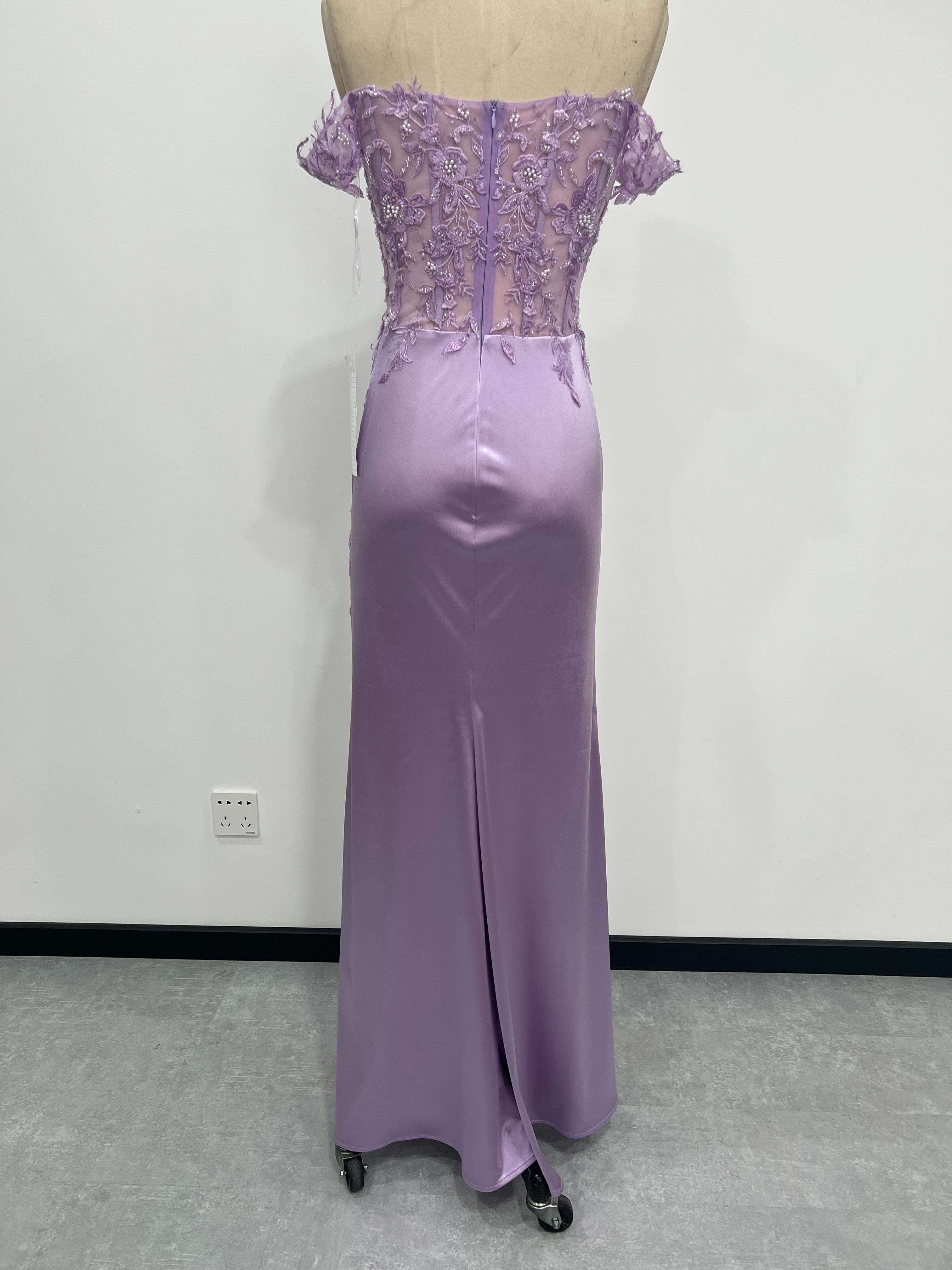 婚纱实物图