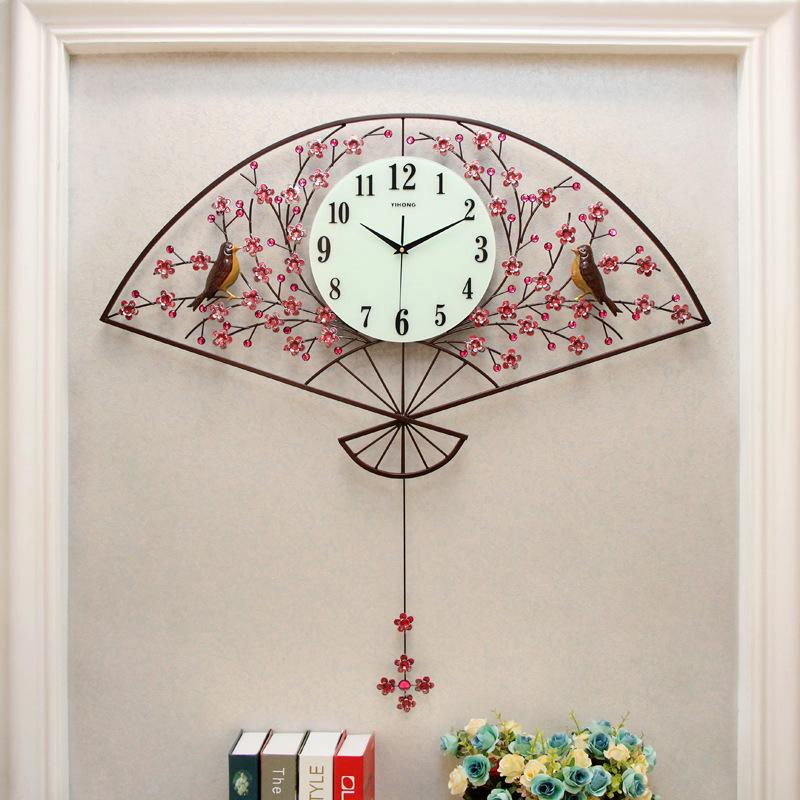 yihong creative pendulum clock retro iron art wall clock fashion clock living room decorative clock quartz clock factory wholesale