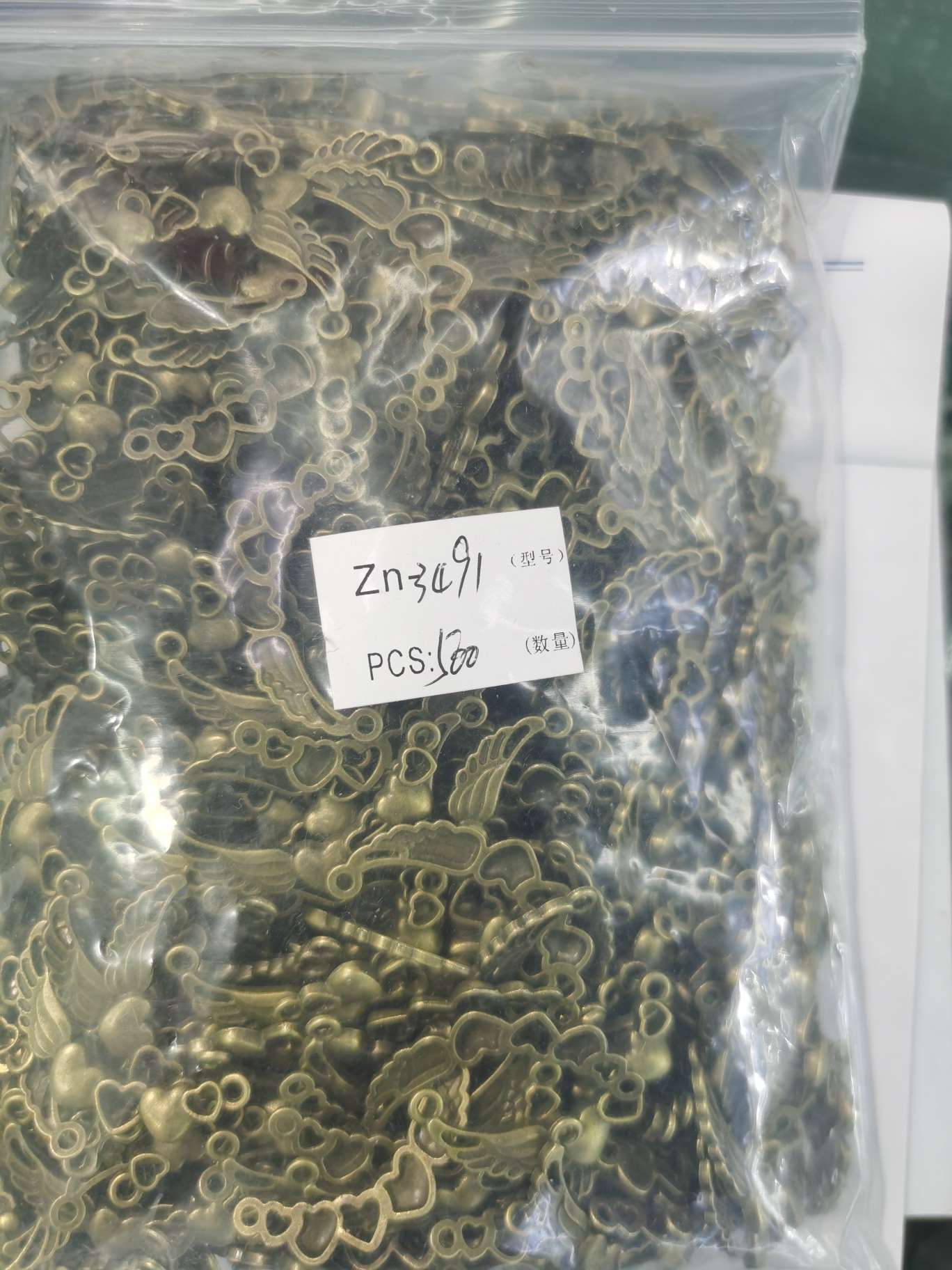 Fashionable, versatile and personalized alloy accessory ZN-3491