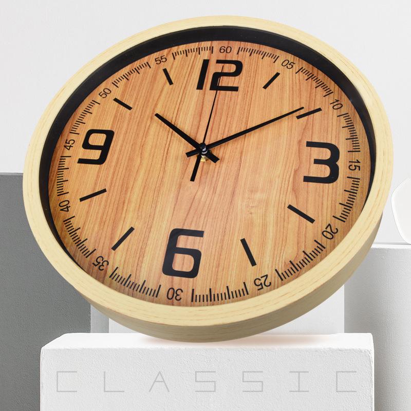 Round Wood Grain Fashion Wall Clock Japanese Style Living Room Creative Plastic Clock Noiseless Movement Bedroom Quartz Clock Imitation Wood
