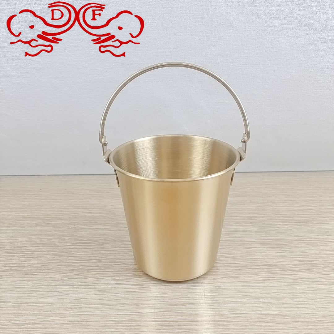 冰镇盒/方糖夹子/充气冰桶冰盘/保温箱保冷/冰夹白底实物图