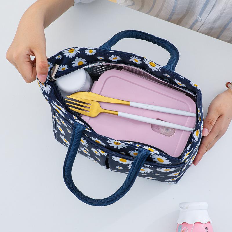 Japanese-Style Little Daisy Office Worker Portable Lunch Bag