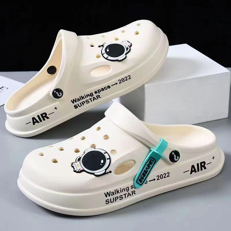 hole shoes for men 2023 new couple platform slippers toe cap slippers non-slip casual soft bottom beach shoes for men