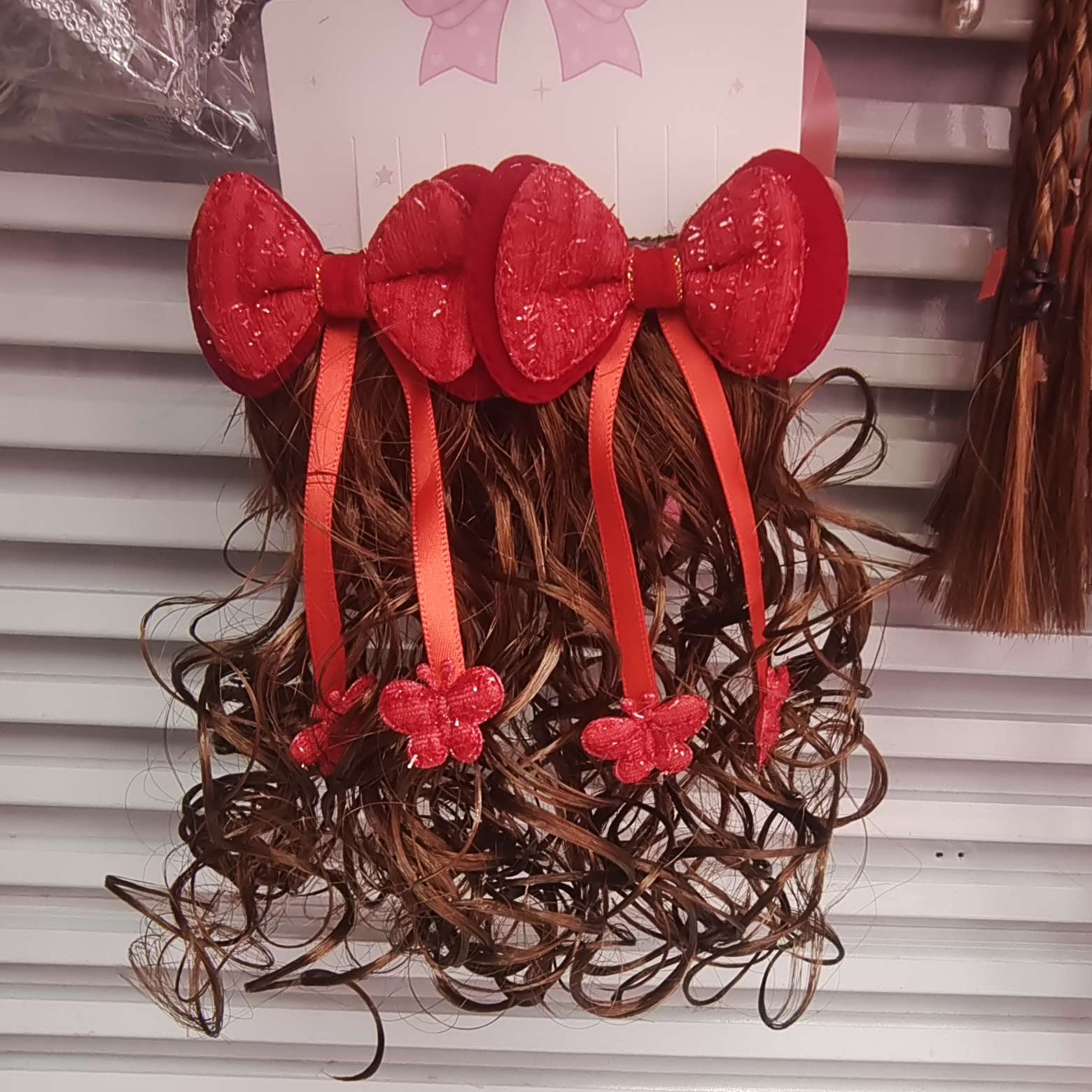 2024新款韩版儿童饰品 儿童发饰 新年可爱发夹儿童款 假发发箍搭配 娃衣头饰 精美假发饰品。假发发箍 娃衣头饰