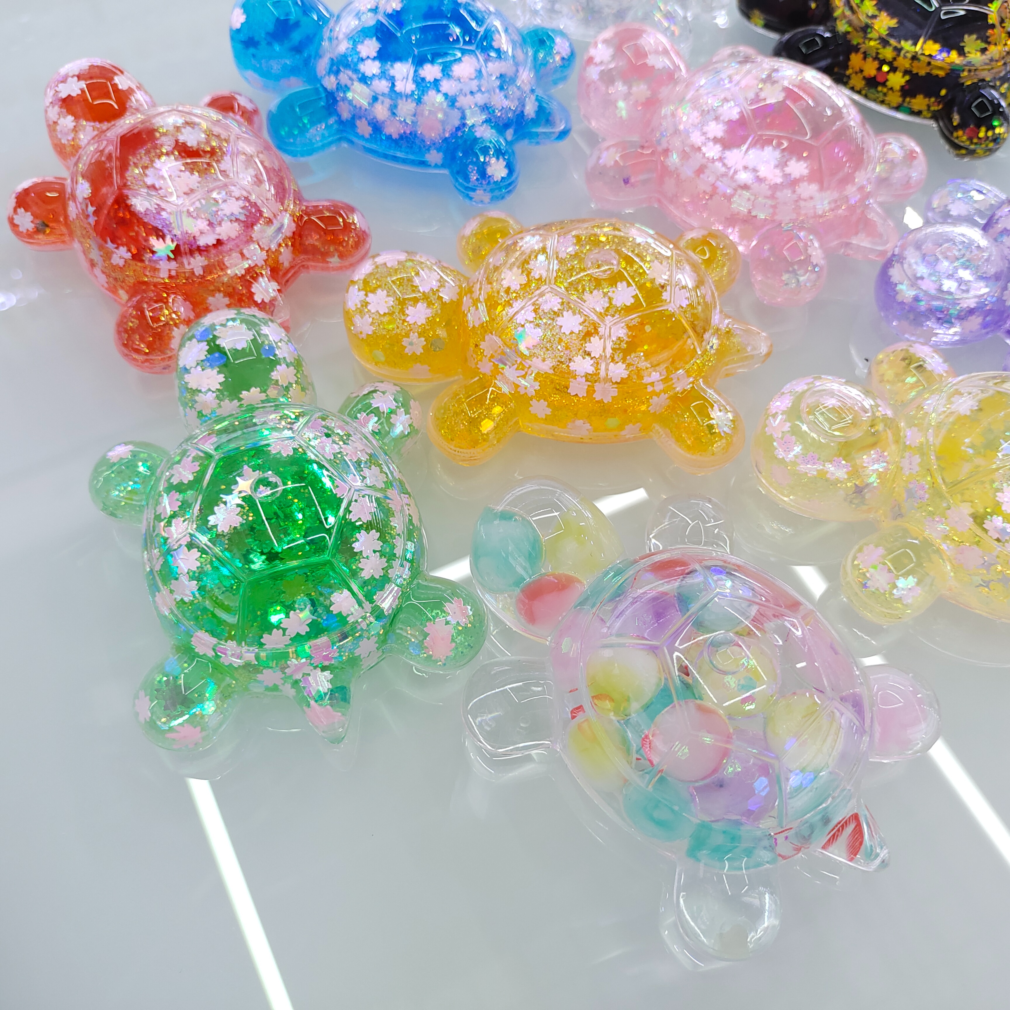 Zhehui Handicrafts Douyin Bestseller Turtle Flowing Sand Display, dazzling turtle, Black and gold Turtle dried flower oil display, blind box and blind bag diy gift Specification image