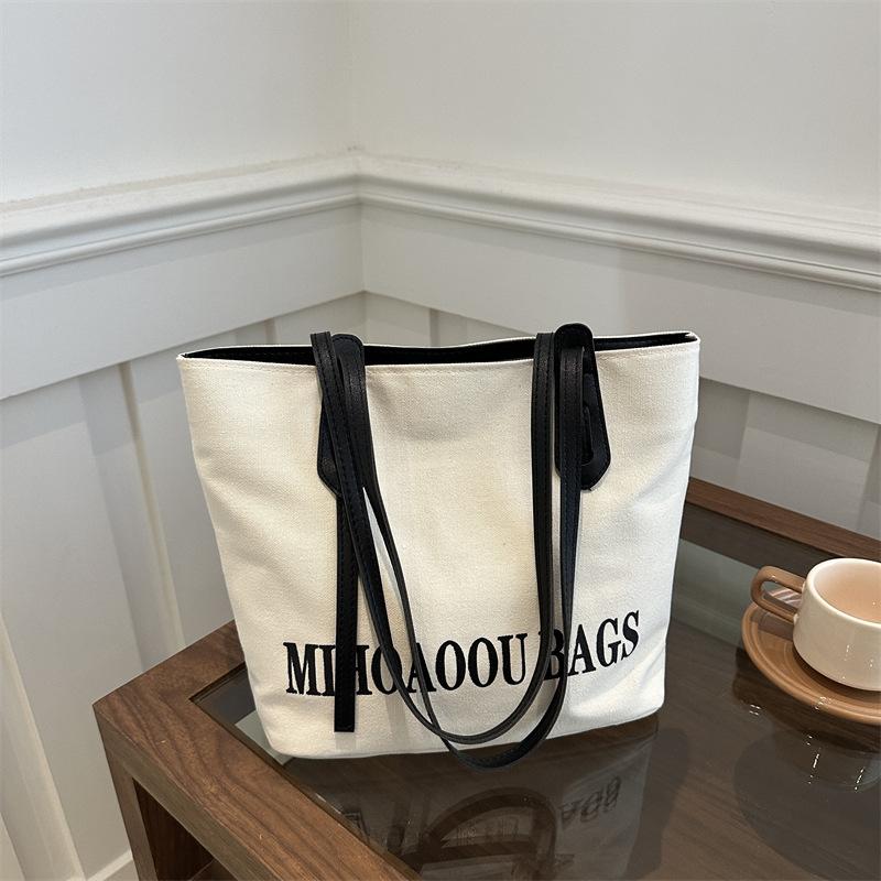 tote bag versatile new canvas women bag autumn large capacity trendy shoulder bag commuting fashion tote bag