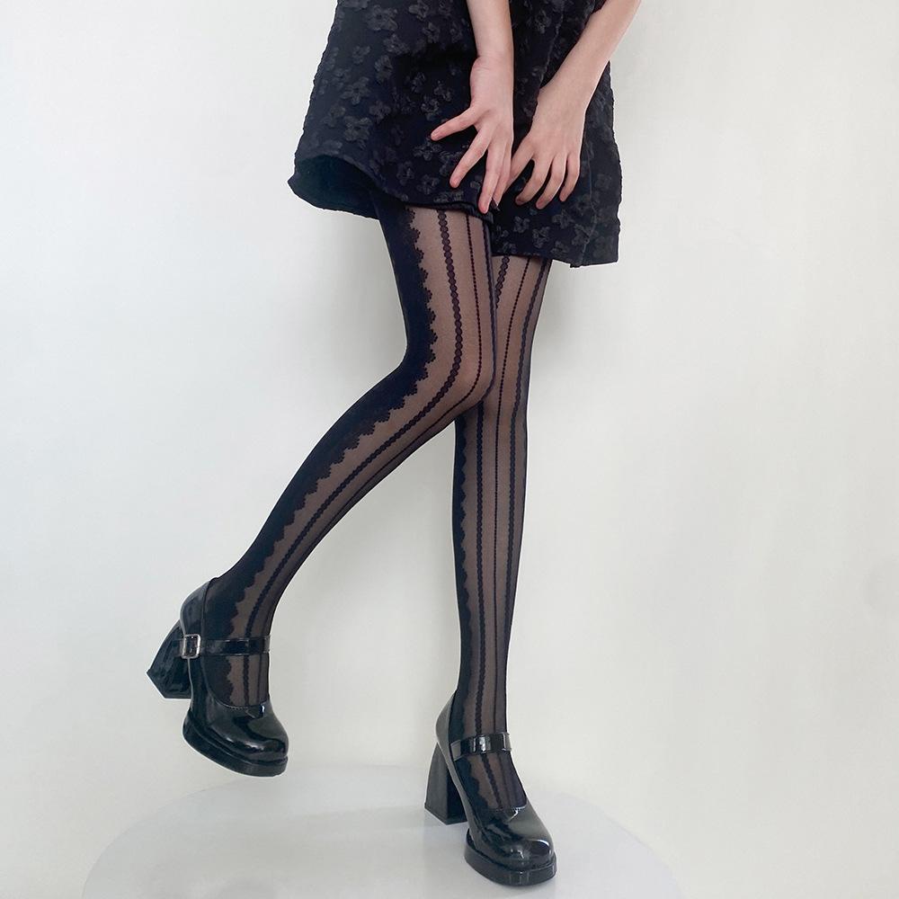 Summer Japanese Lolita Girl Tee-Dimensional Jacquard Vertical Pattern ce Thin Basic Stoings Anti-Hook Silk Panties