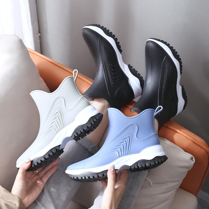 2024 cross-border new arrival short fashion ladies rubber boots outdoor work car wash shopping lightweight non-slip rubber shoes women