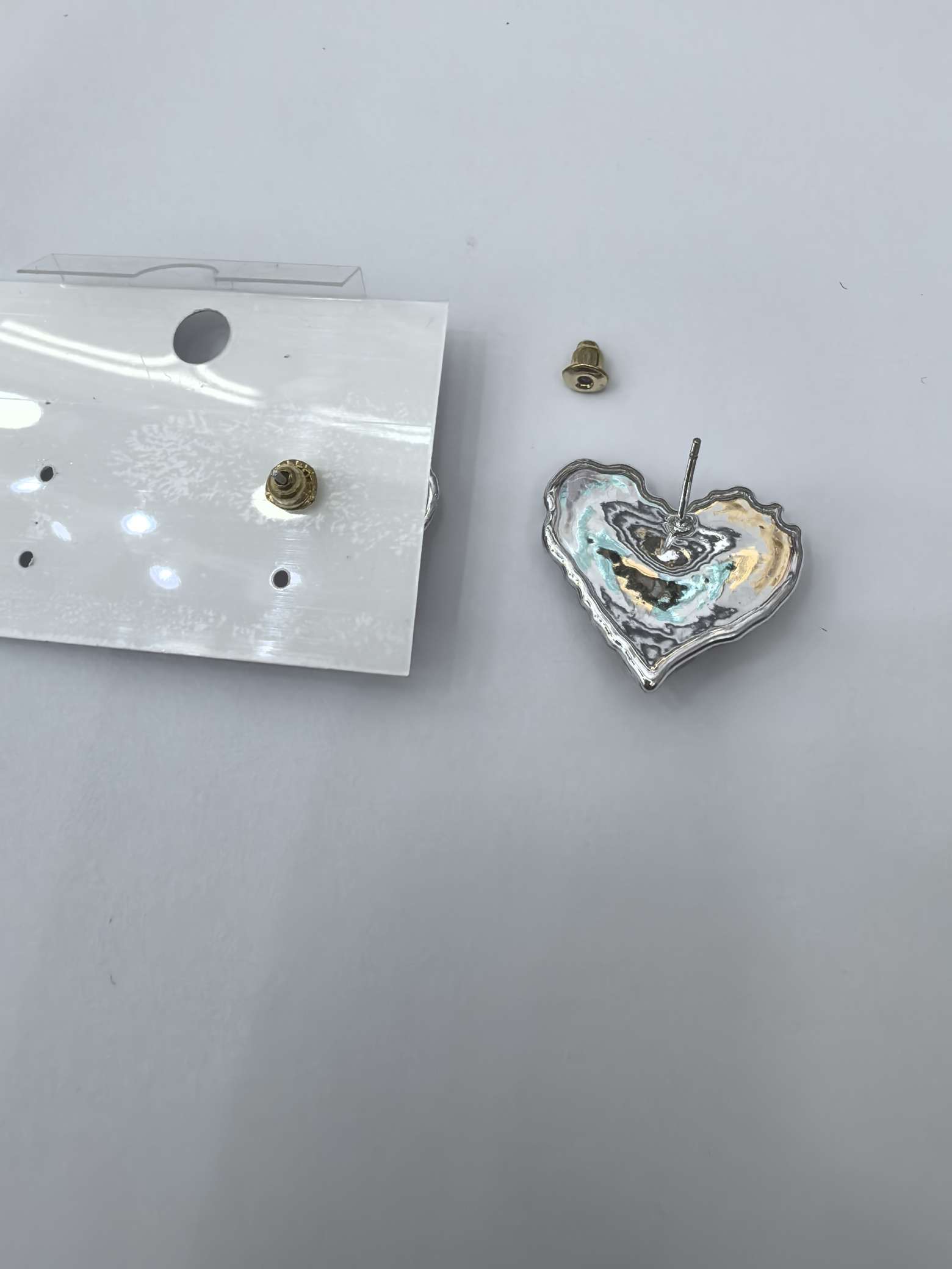 饰品店推荐 玻璃耳环耳饰 独特设计耳夹 高级感时尚耳环 简约风格耳饰精选产品图