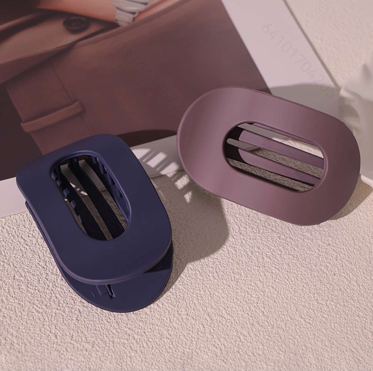 新款升级内置弹簧   创意饰品独特设计发卡   高级感头饰时尚潮流女士必备产品图