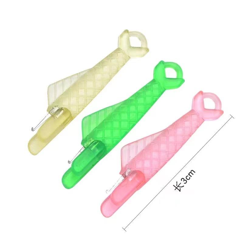 Small Fish Needle-Threader Plastic Thread Guide Machine Needle Threading Sewing Machine Needle-Threader Needle Threading Gadget Needle Threading Thread Guide Machine