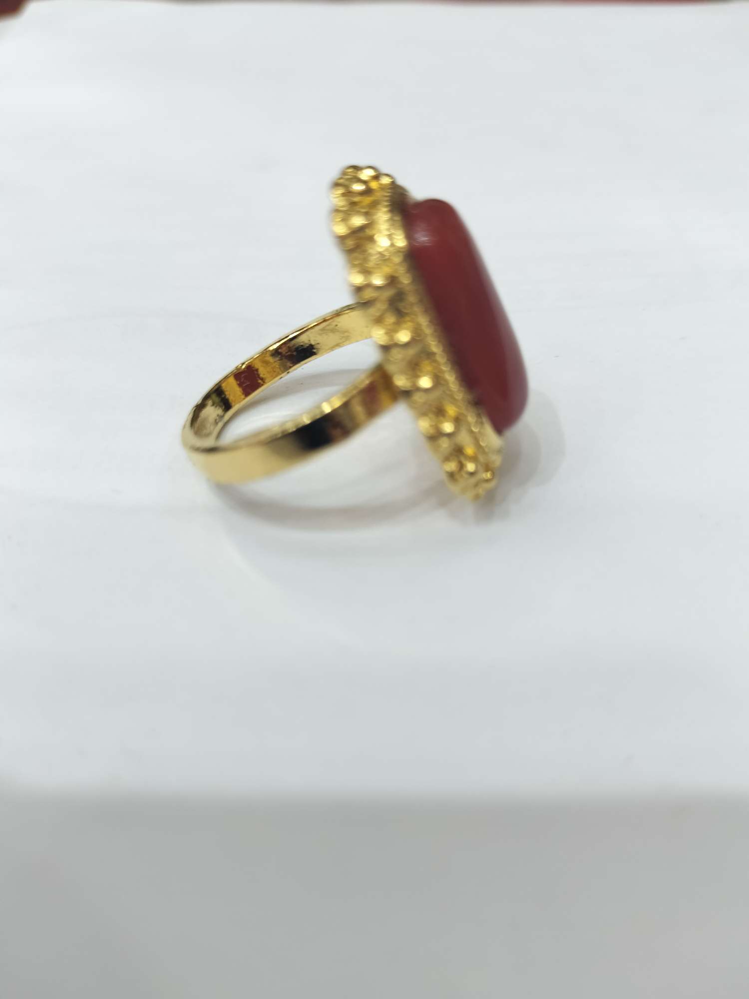 High-end and fashionable gemstone jewelry and ornaments are exquisite and delicate detail image 2
