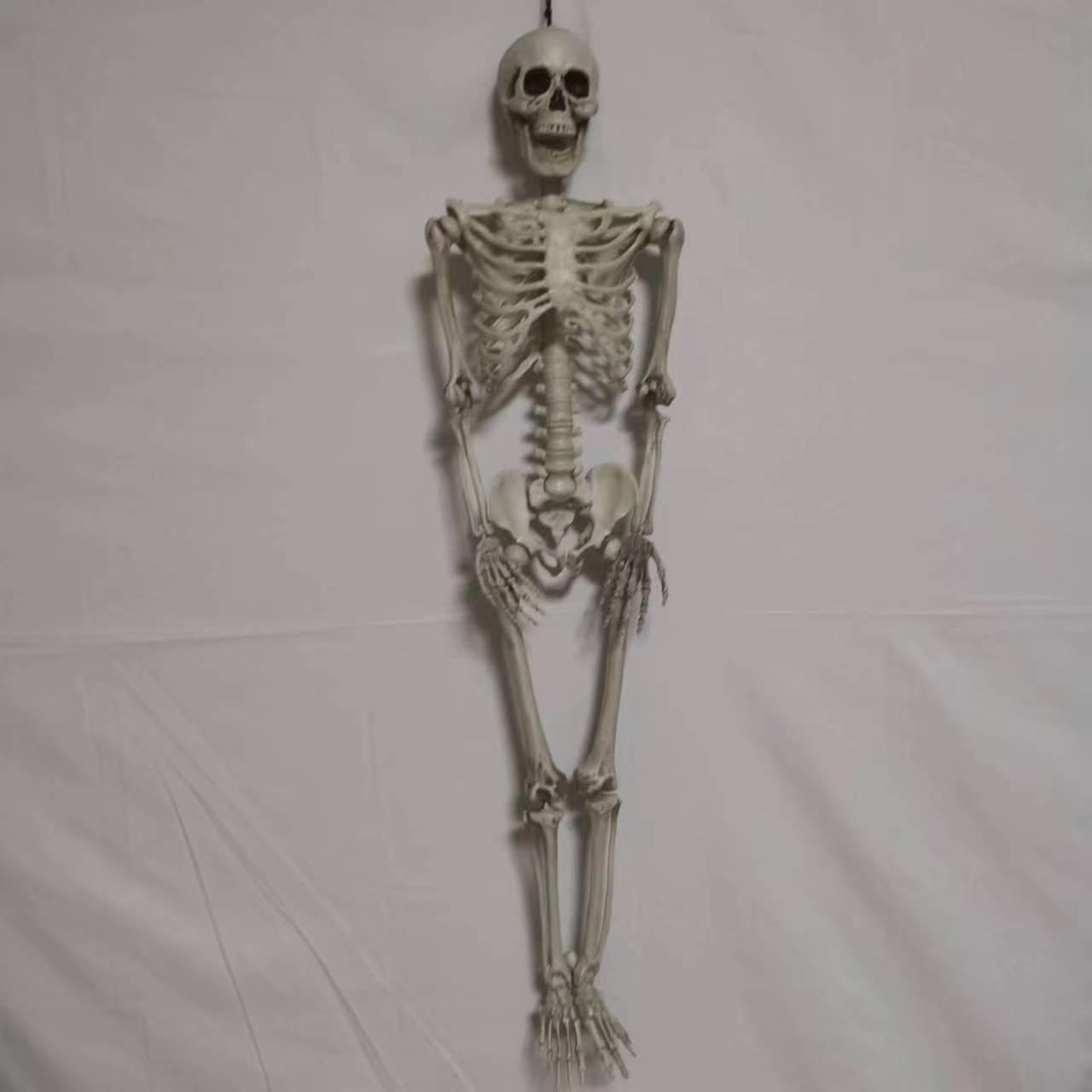 halloween haunted house skeleton decoration chamber scenery prop decoration horror hanging ghost skeleton in stock wholesale