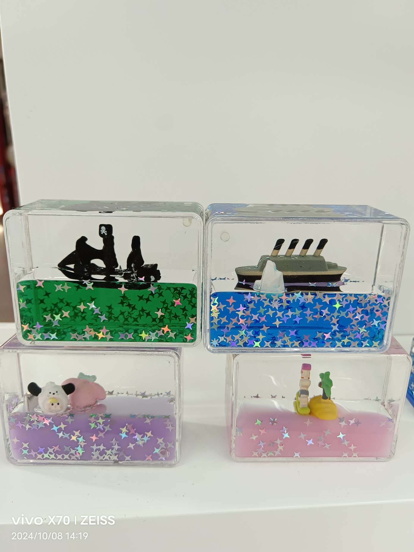 天然水晶原石手串 精美工艺品 水晶水晶玻璃制作 独特礼品/工艺品/水晶工艺品 适合送礼收藏