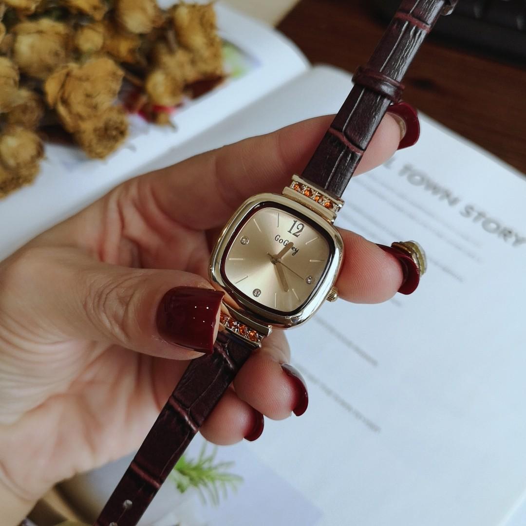 2021 new watch korean fashion fashion square dial diamond belt quartz women's watch tiktok live