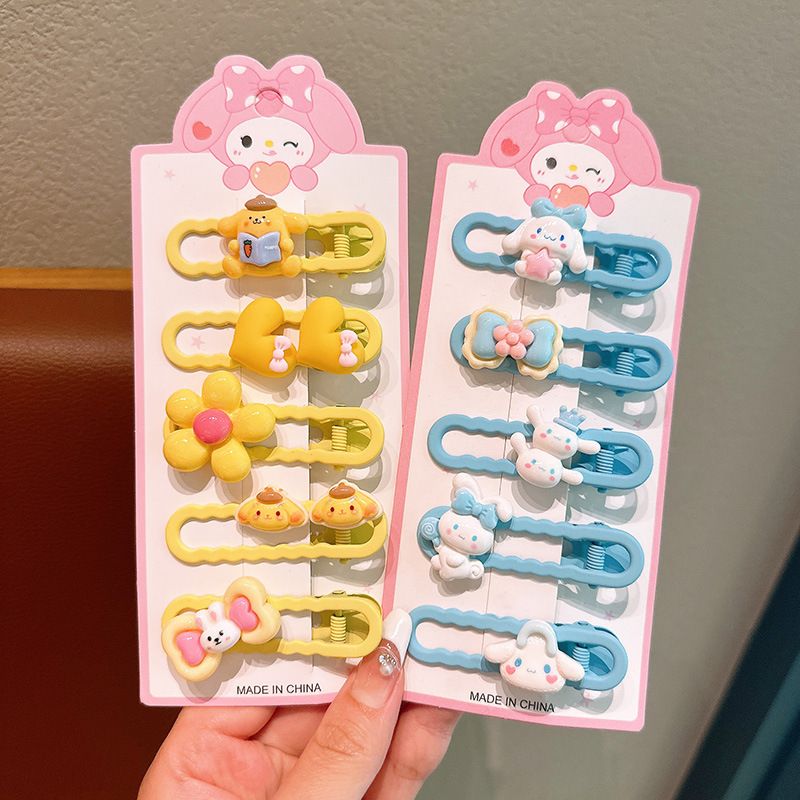 Sanrio hair clip set: Sweet and cute hair clips for girls, adorable hair clips, children's cartoon Kuromi side clips, no damage to hair Specification image
