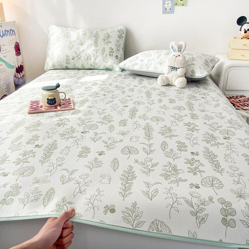 summer ice silk summer mat washable bed sheet mat three-piece high-end mattress student dormitory summer fabric cooling mattress