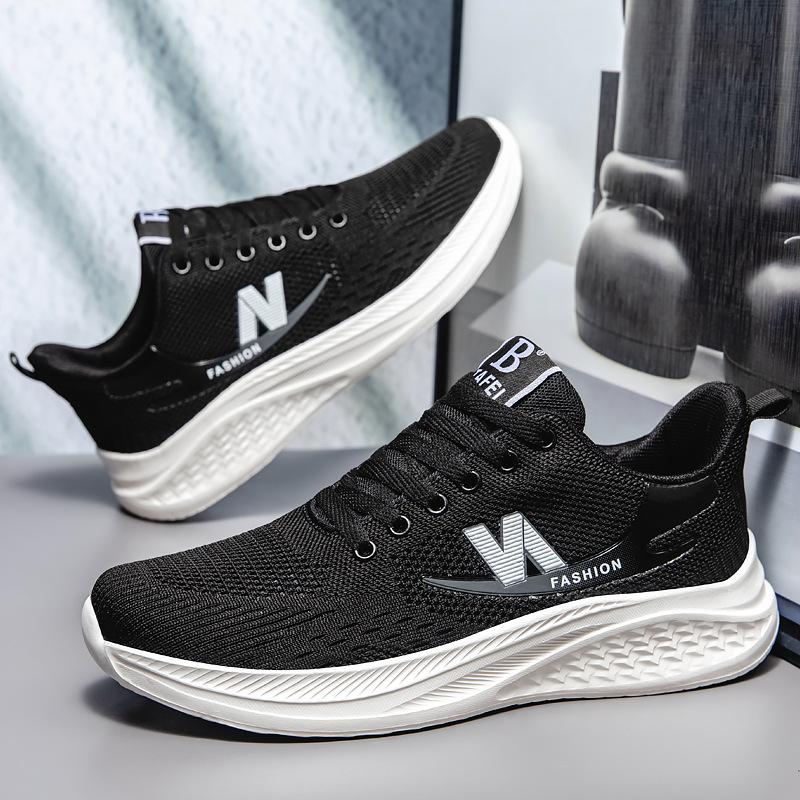 fly-knit sneakers hollow-out lightweight breathable moon climbing zoom fashion shoes 2024 spring new casual running shoes foreign trade