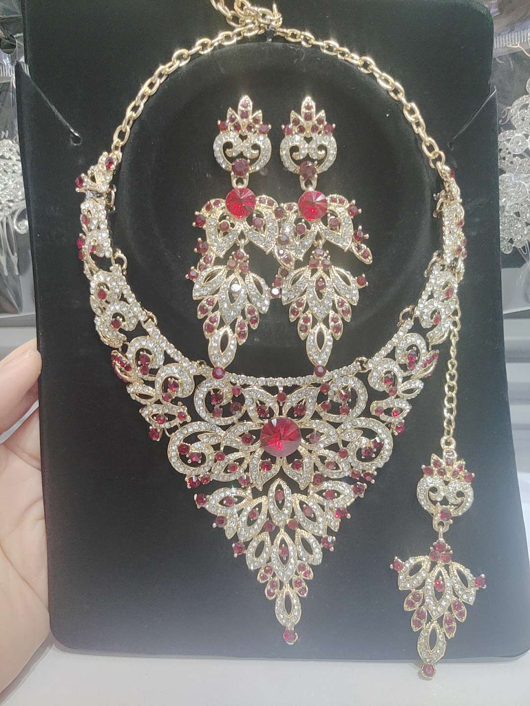 新娘头饰饰品 精致塑料皇冠 花瓣装饰 发饰 优雅新娘皇冠 婚礼必备品详情图3