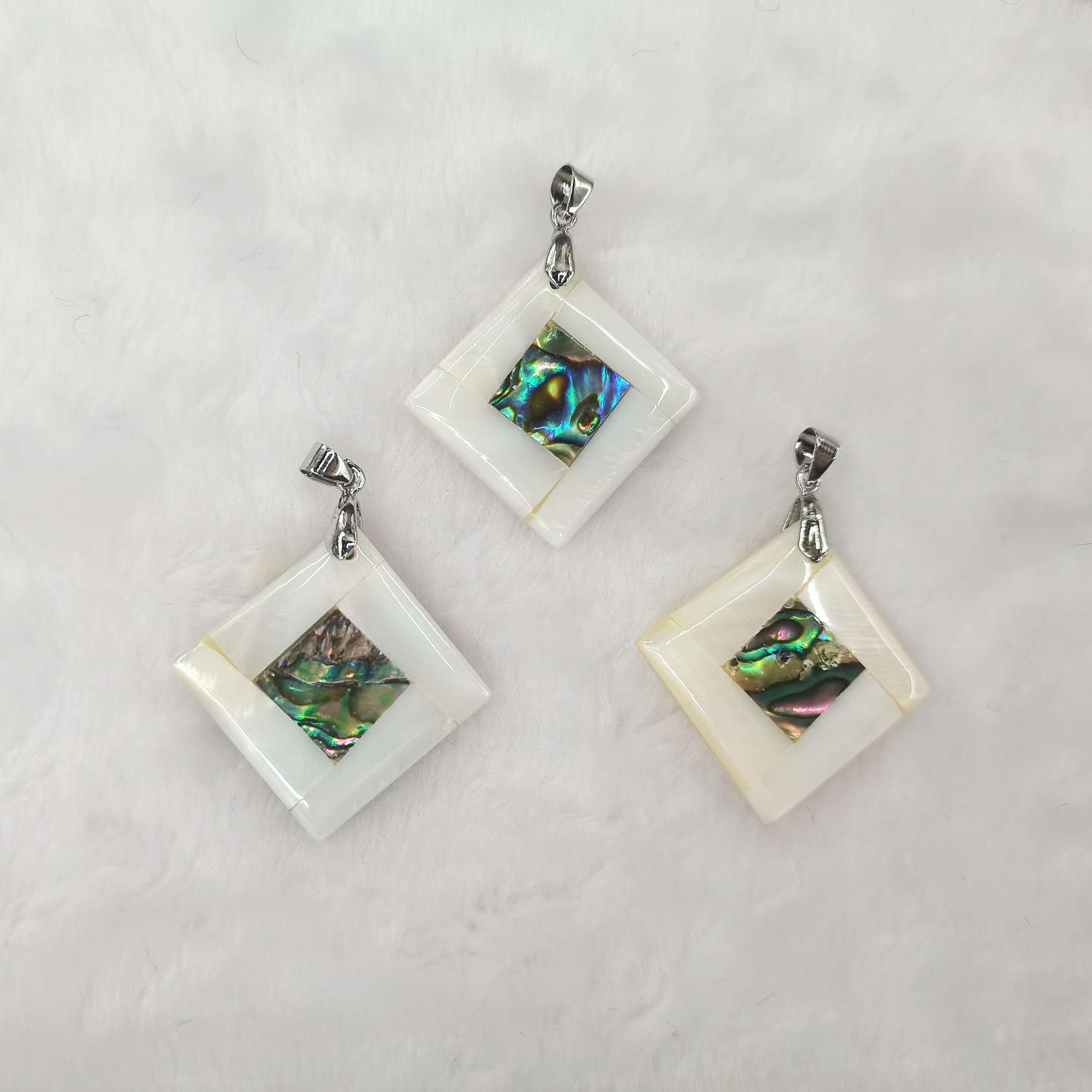 欧格贝壳饰品热门贝壳吊坠鲍鱼贝吊坠白贝吊坠贝壳项链鲍鱼贝项链菱形贝壳吊坠项链拼贝贝壳