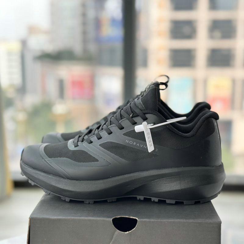 dongguan high version! couple's waterproof multifunctional mountaineering hiking shoes breathable sneaker rock climbing travel shoes