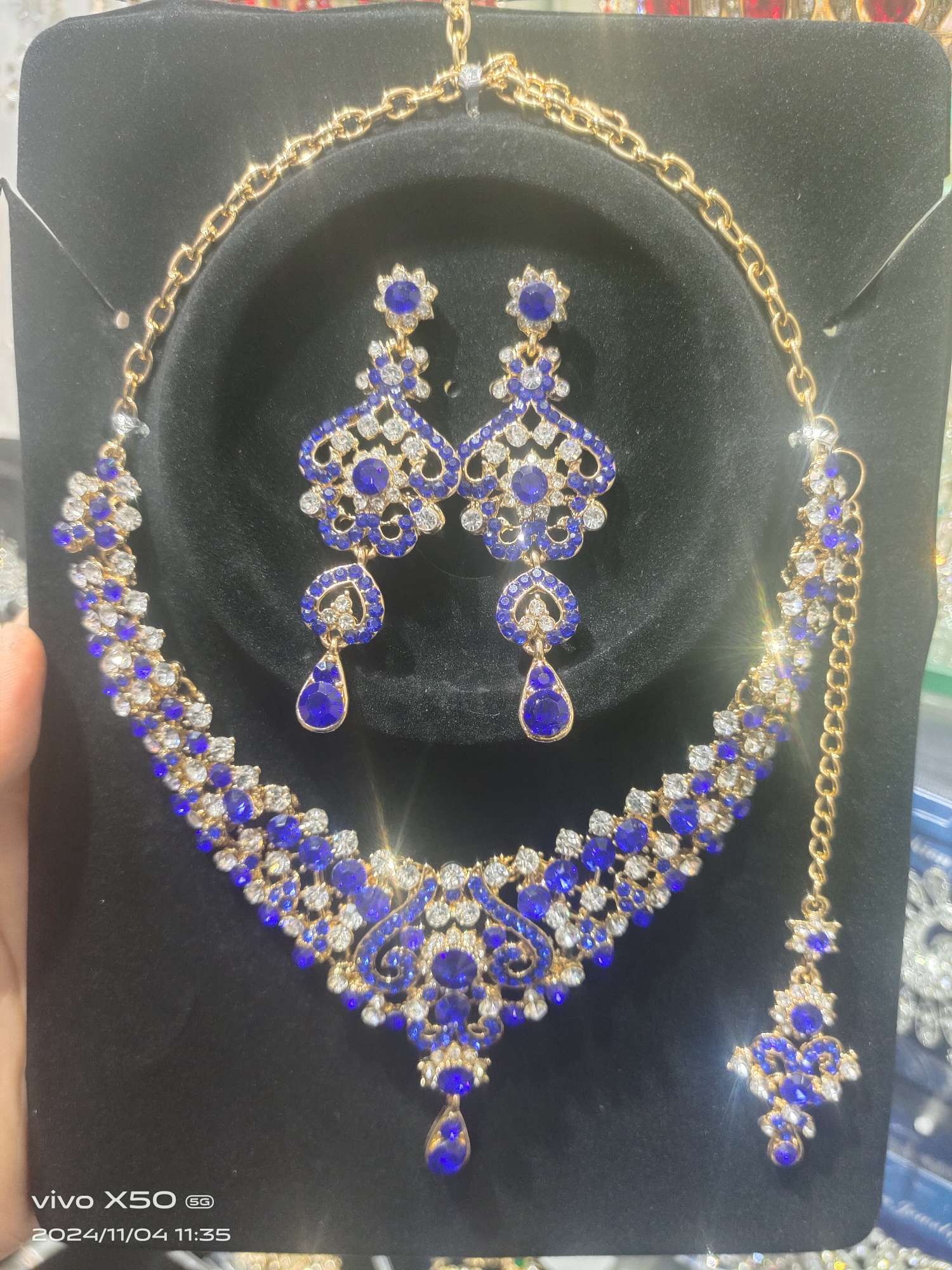 新娘头饰饰品 精致塑料皇冠 花瓣装饰 发饰 优雅新娘皇冠 婚礼必备品详情图5