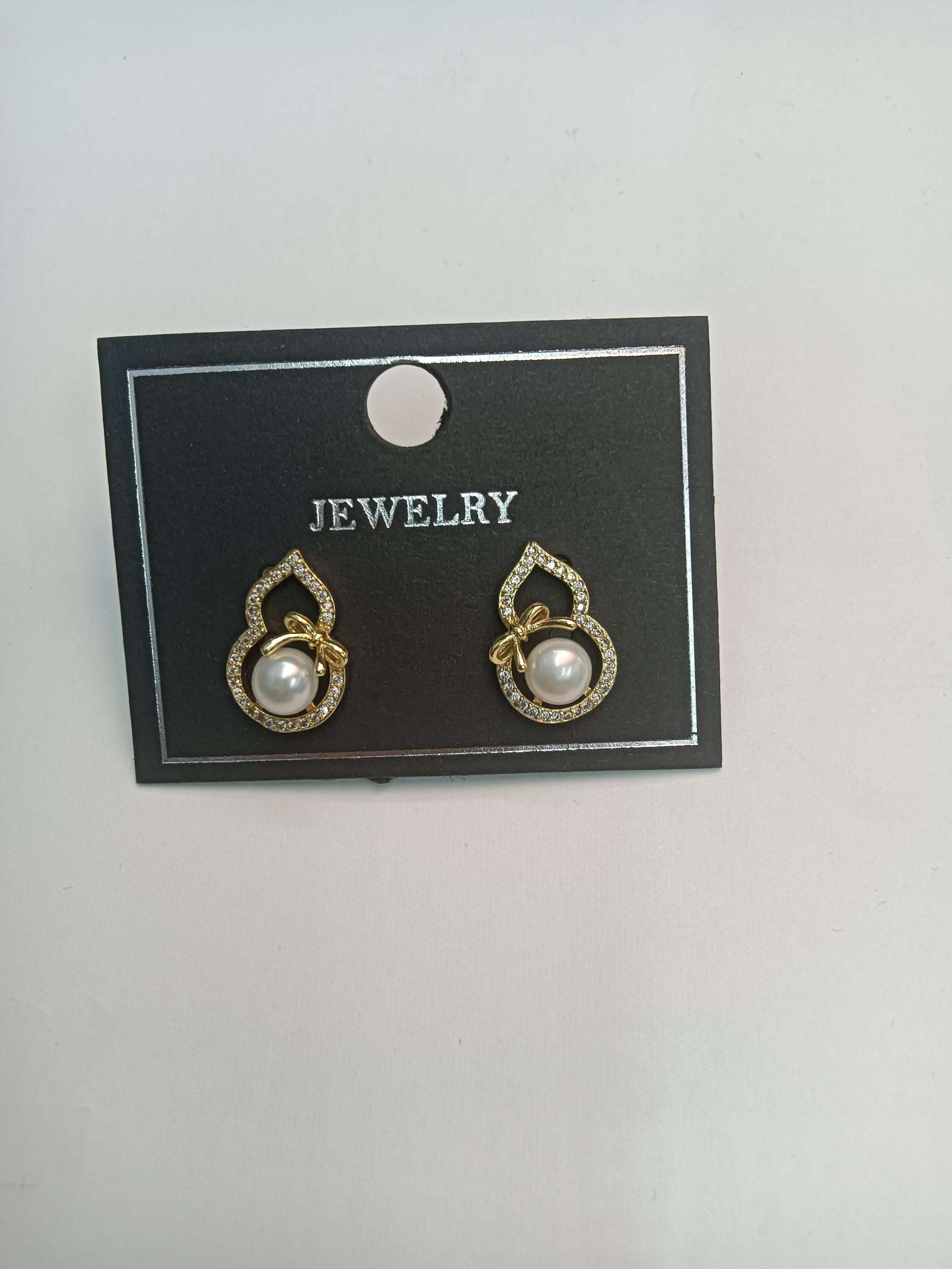 玻璃耳环饰品 耳饰 独特设计耳环 精致耐用女士首饰