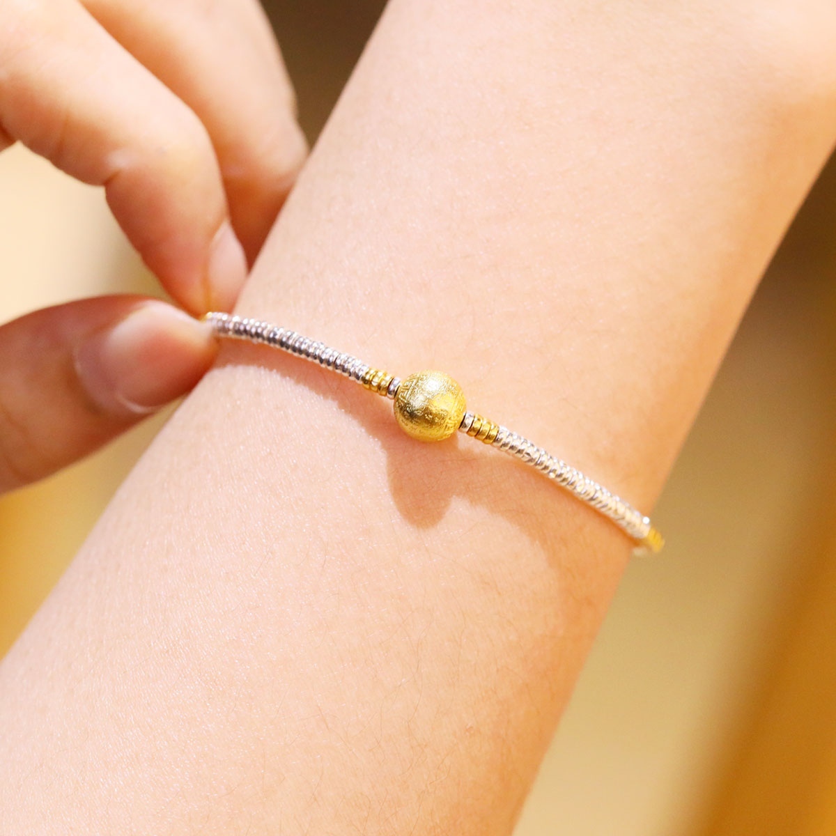 新款s925纯银手链女个性银镀金心经设计银圈手串