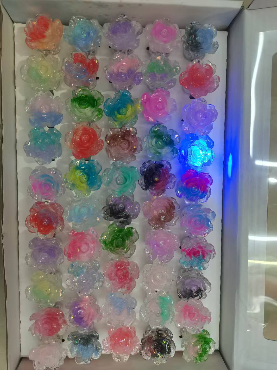 儿童发光戒指卡通氛围戒指可爱图案闪光玩具戒指厂家直销电子树脂戒指发光卡通戒指直销详情8