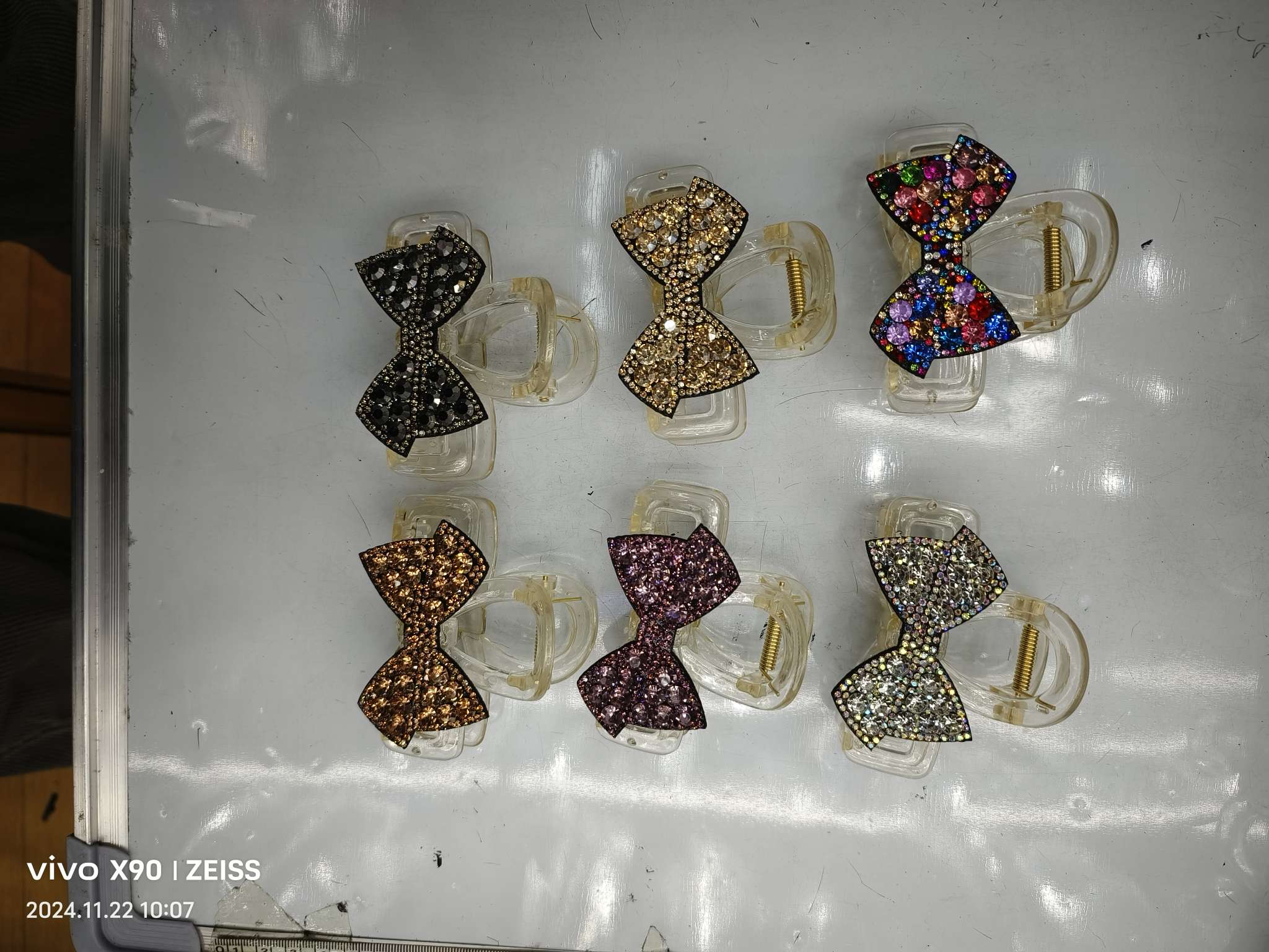 创意饰品流行气质高级感2024头饰发饰发卡独特设计女士优雅头饰时尚发饰精致发夹产品图