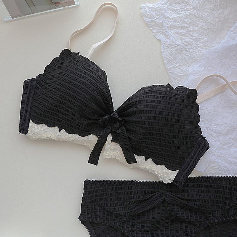 Japanese-Style Retro Stitching Lace Underwear Women's Wireless Small Chest Push up Push up Accessory Breast Push up Adjustable Bra Set