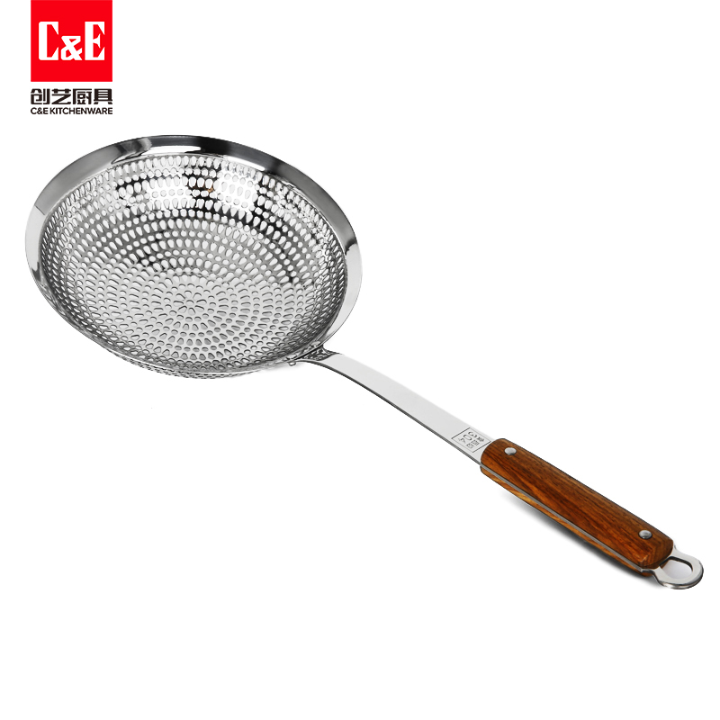 C&E Creative uses a stainless steel strainer for frying noodles and dumplings, draining and washing vegetables, and a long-handled strainer with a water control net