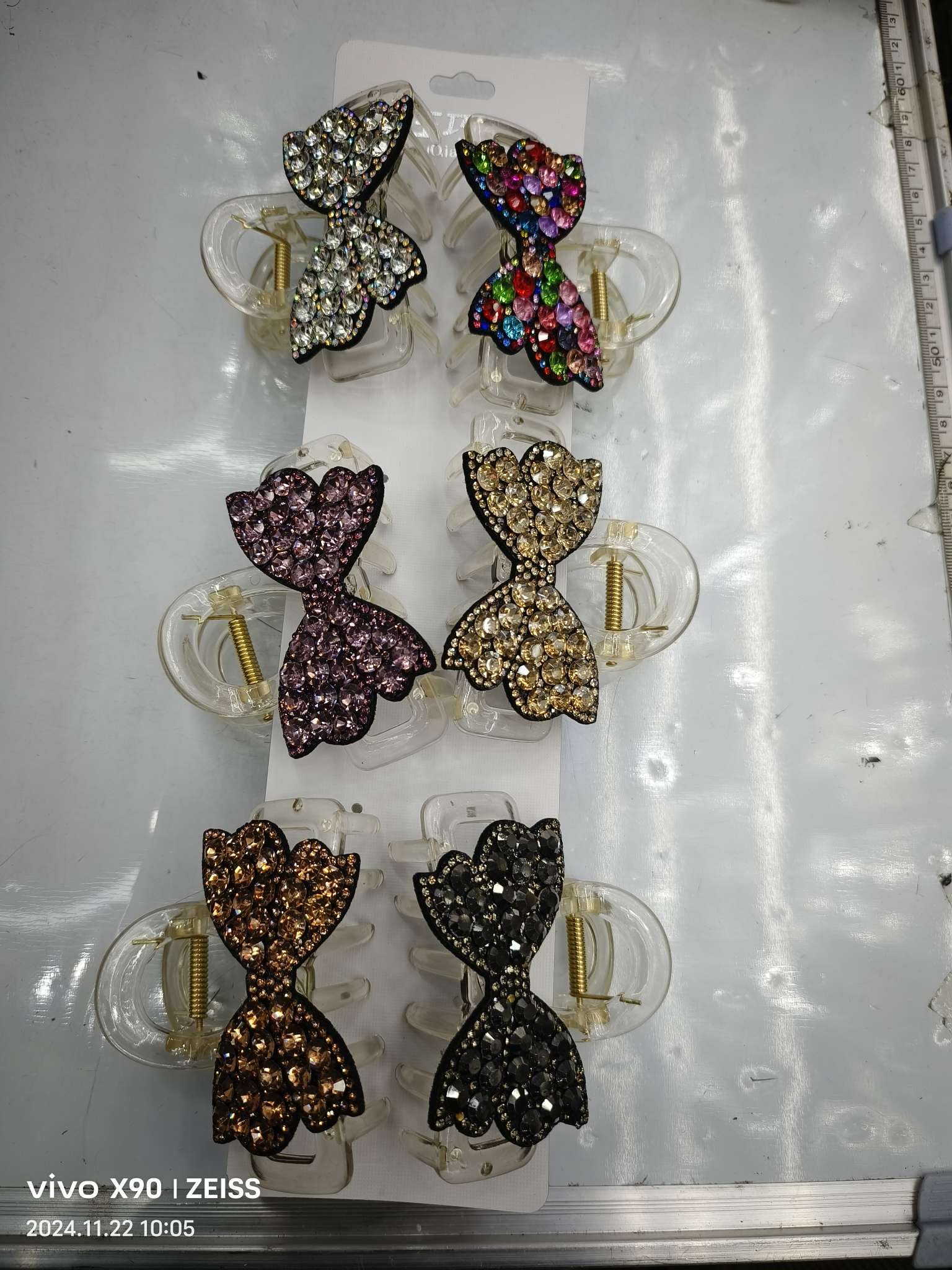 创意饰品流行气质高级感2024头饰发饰发卡独特设计女士优雅头饰时尚发饰精致发夹细节图