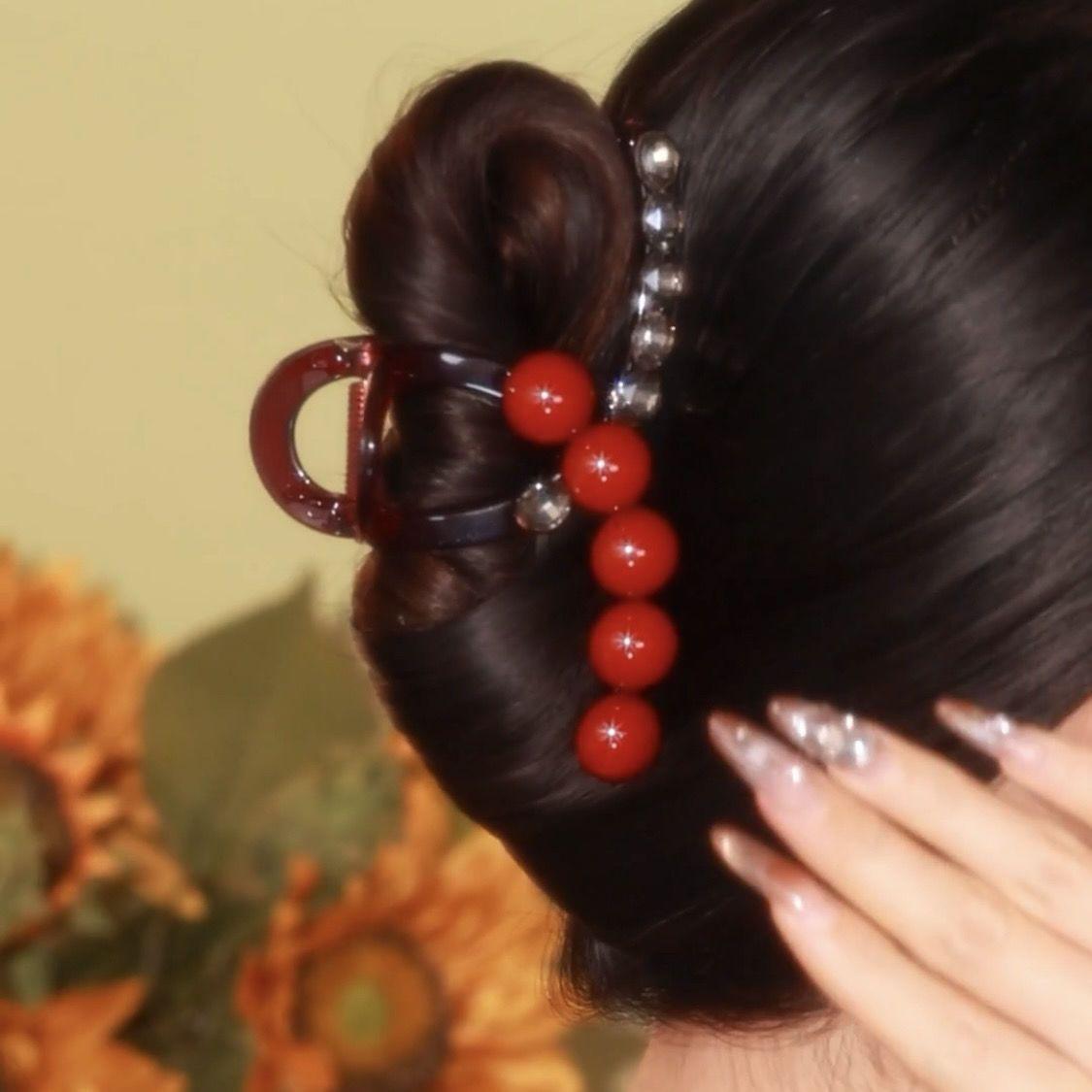 platinum siya [red beans] elegant national style red simple elegant 11cm big hair claws new year all-match large gripper