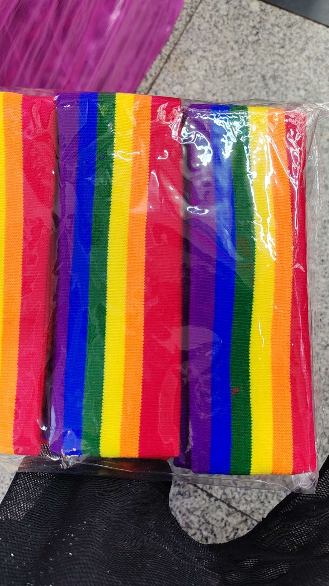 护腕/运动护腕/手腕白底实物图