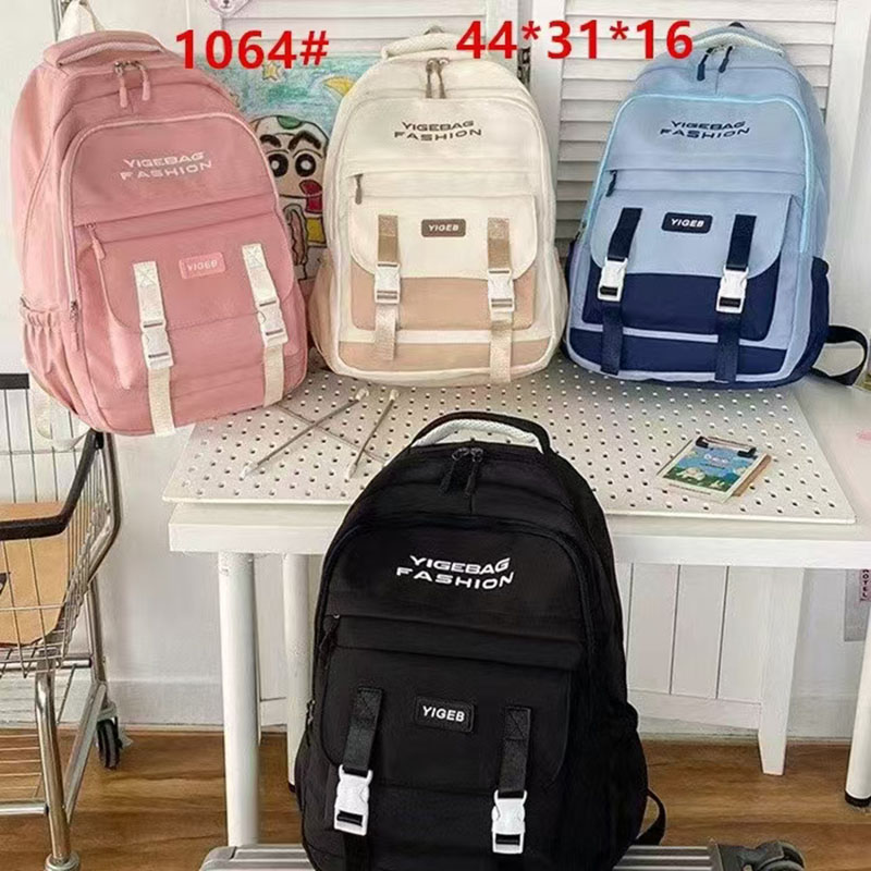 Boy junior high school students leisure backpack Light college students high school junior high school students leisure bag waterproof student bag plain adult