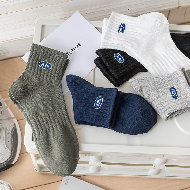 socks men's four seasons short embroidered men's socks trendy letter mid-calf sports socks breathable cotton socks in stock