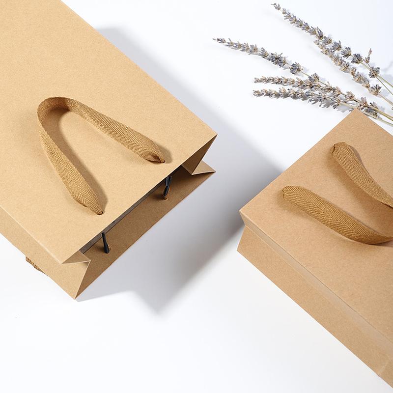 Handbag Kraft Paper Bag Christmas Packaging Gift Bag Gift Clothing Store Women's Clothing Printed Logo Large Application Scenario