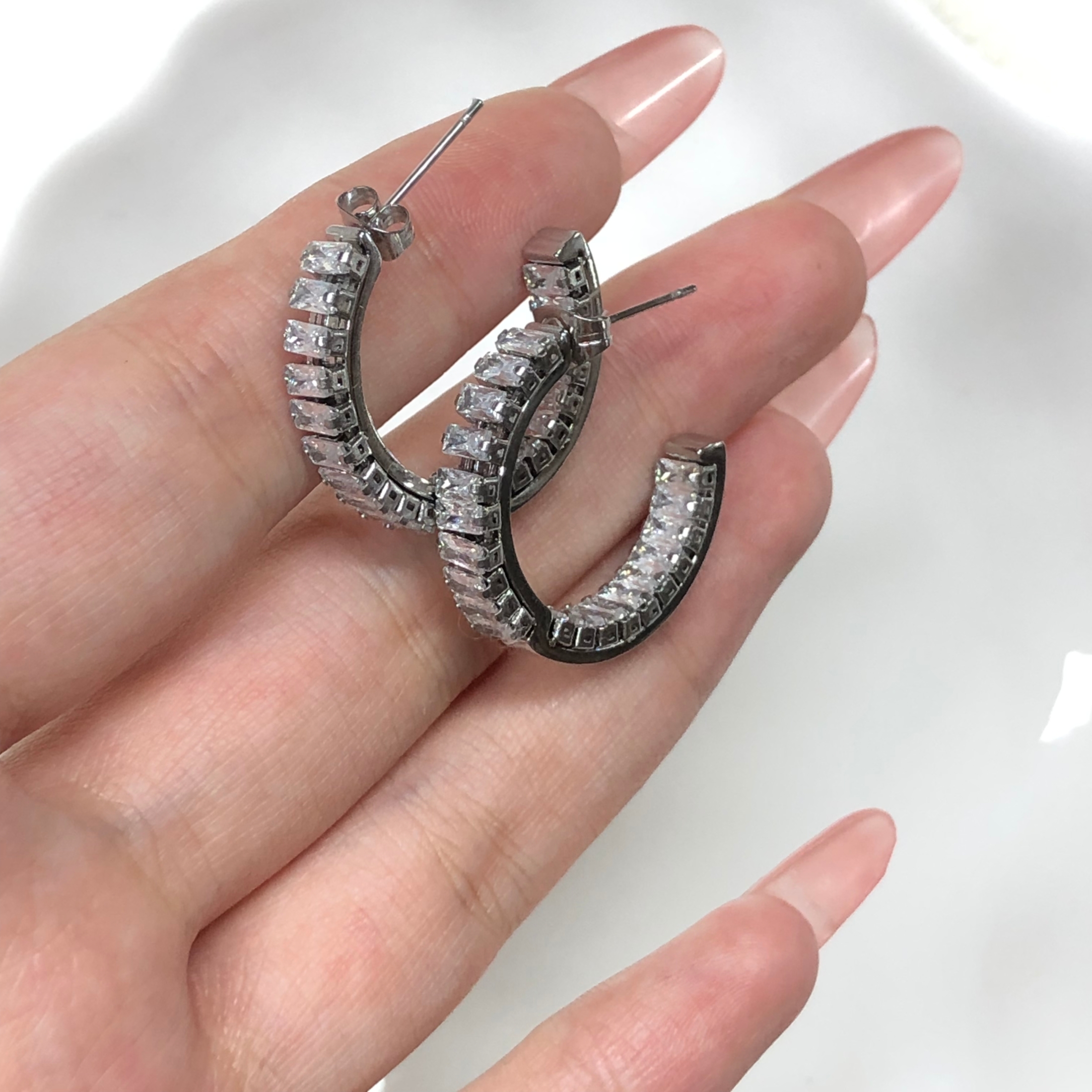 饰品/耳饰/耳环/玻璃耳环/不锈钢耳环细节图