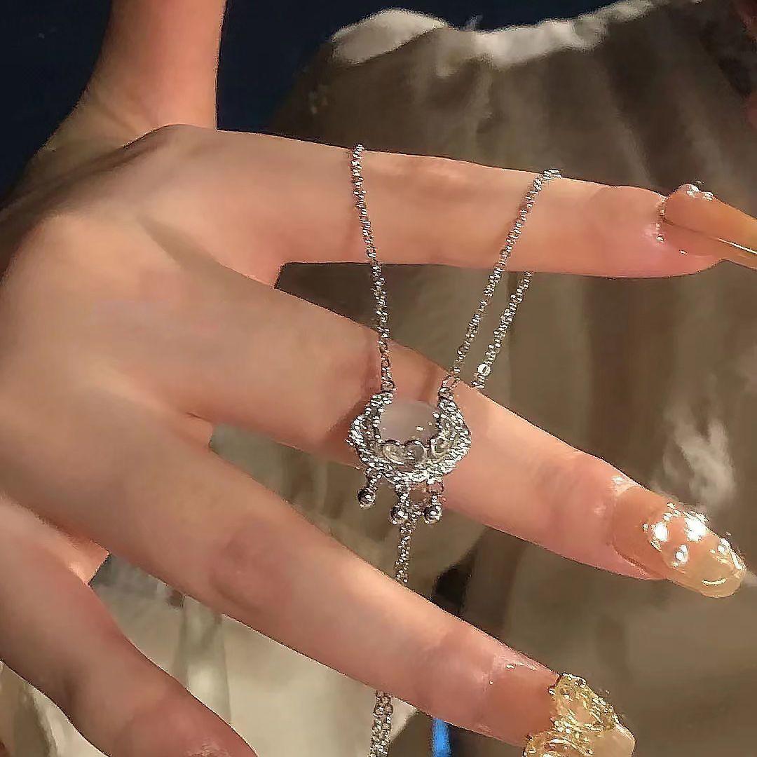 popular safe lock auspicious cloud necklace durian pendant summer light luxury niche design high-grade temperament clavicle chain wholesale details Picture