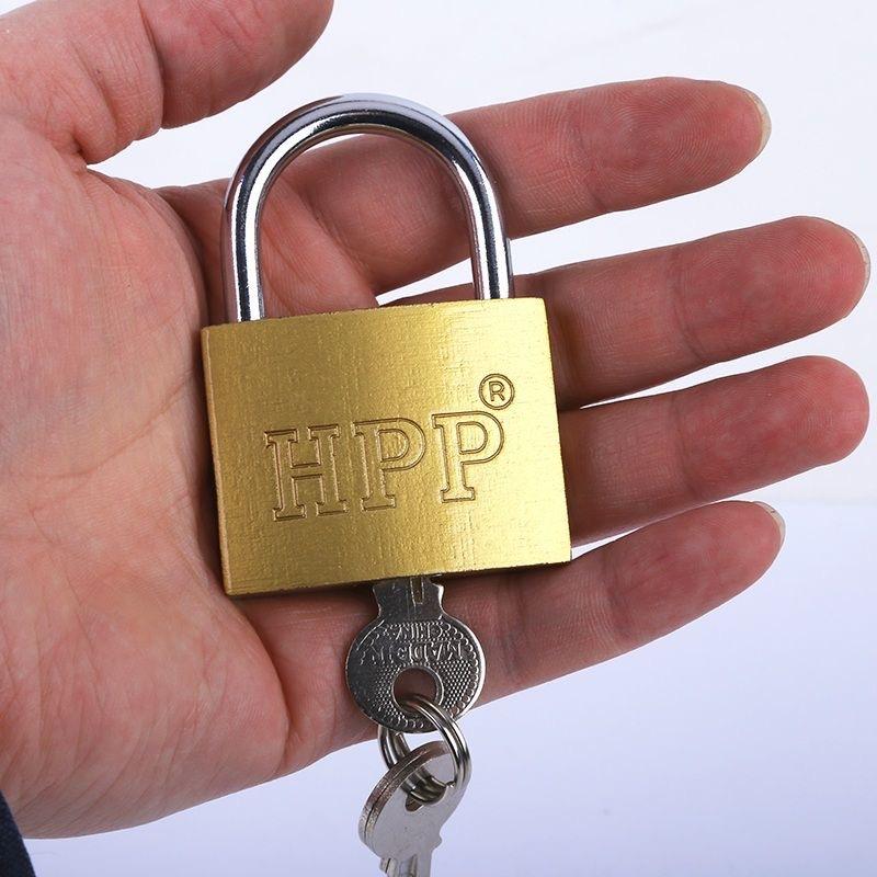 imitation copper lock head anti-theft door lock bedroom gym dormitory cabinet lock mini drawer lock luggage small padlock Application Scenario