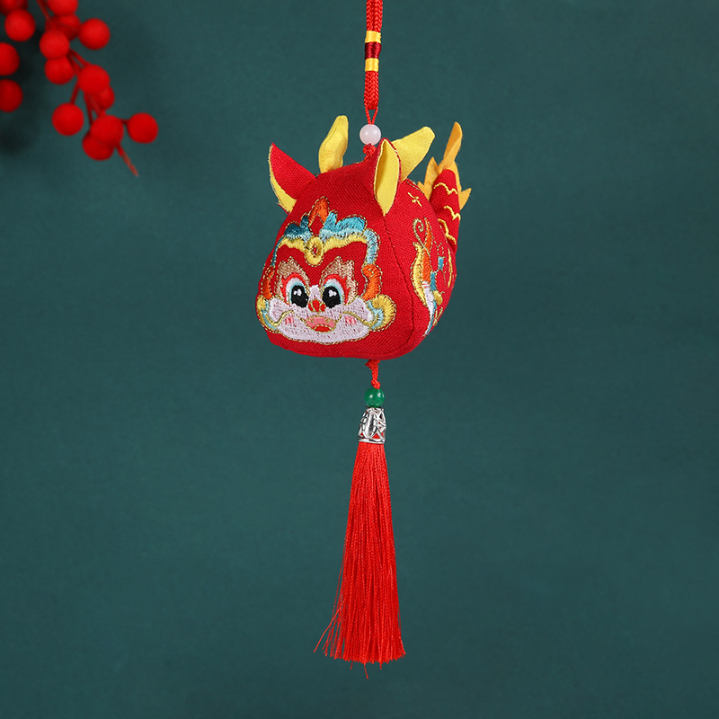 空香包/香囊/香囊刺绣/香囊包/镂空香囊产品图