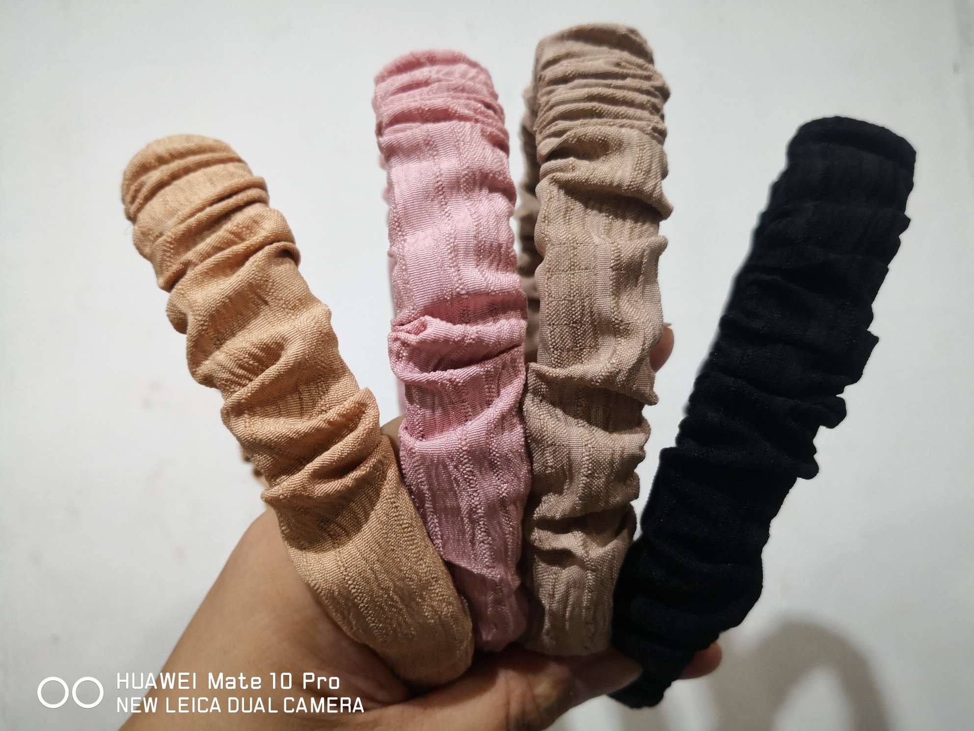 Bark-textured knitted fabric, large intestine fabric headband