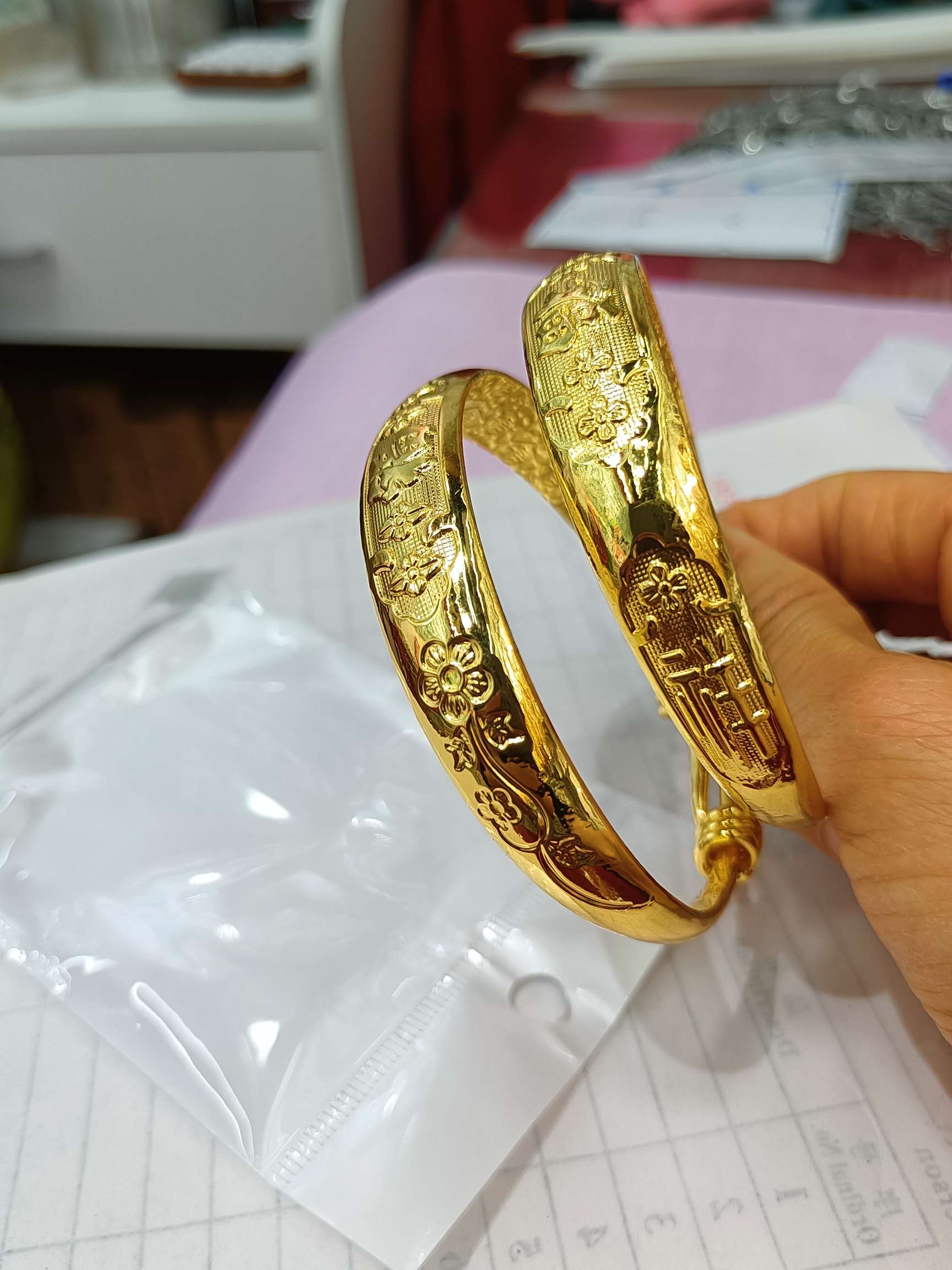 手镯物挂件饰品挂饰 唐卡项链挂件 精致汽车挂饰 高档饰品挂件 时尚潮流挂饰手镯细节图