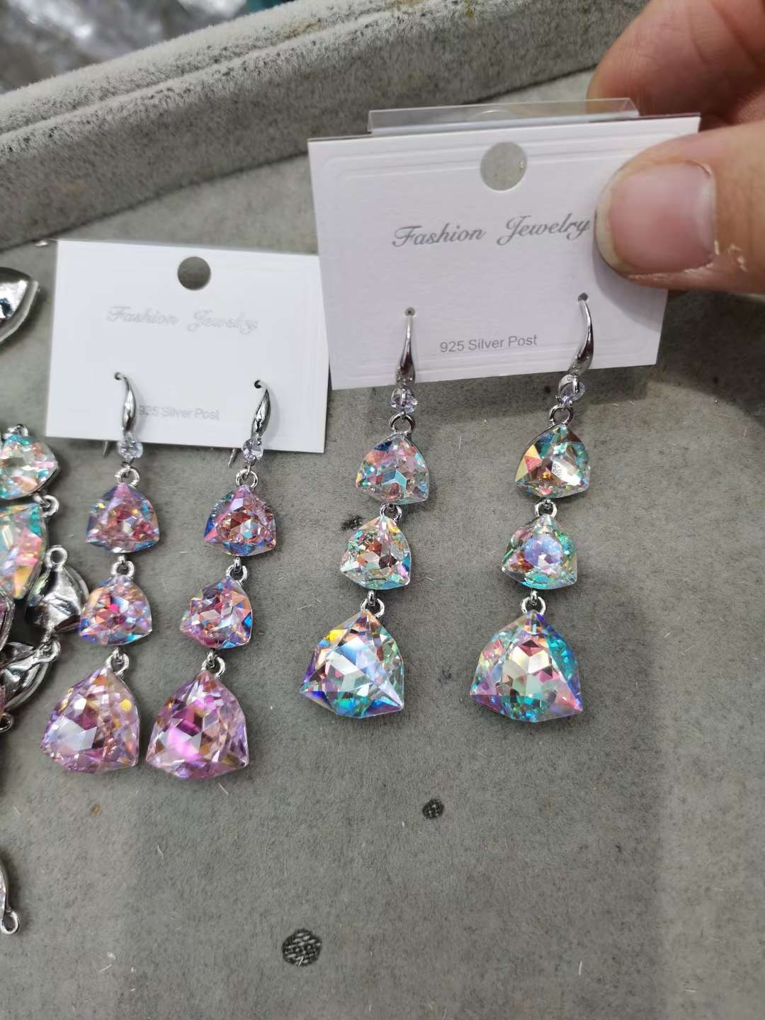 玻璃耳环饰品 独特设计耳饰 不锈钢耳针 高级感时尚耳环 简约风格耳饰品