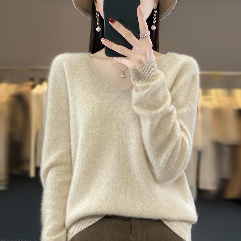 2023 New Front Line Ready-Made Garments Wool Basic Style Small Thread V-neck Sweater Chicken Collar Inner Wear Sweater