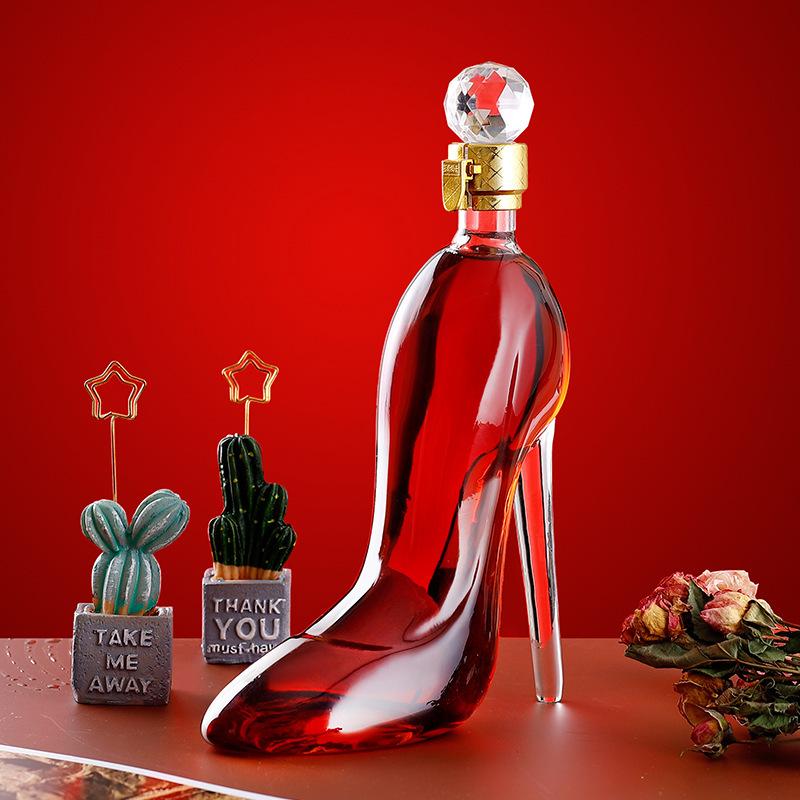 high heels red wine wine decanter fire extinguisher bottles sparkling wine glass bottle sealed jar thickened red wine bottle whiskey wine decanter