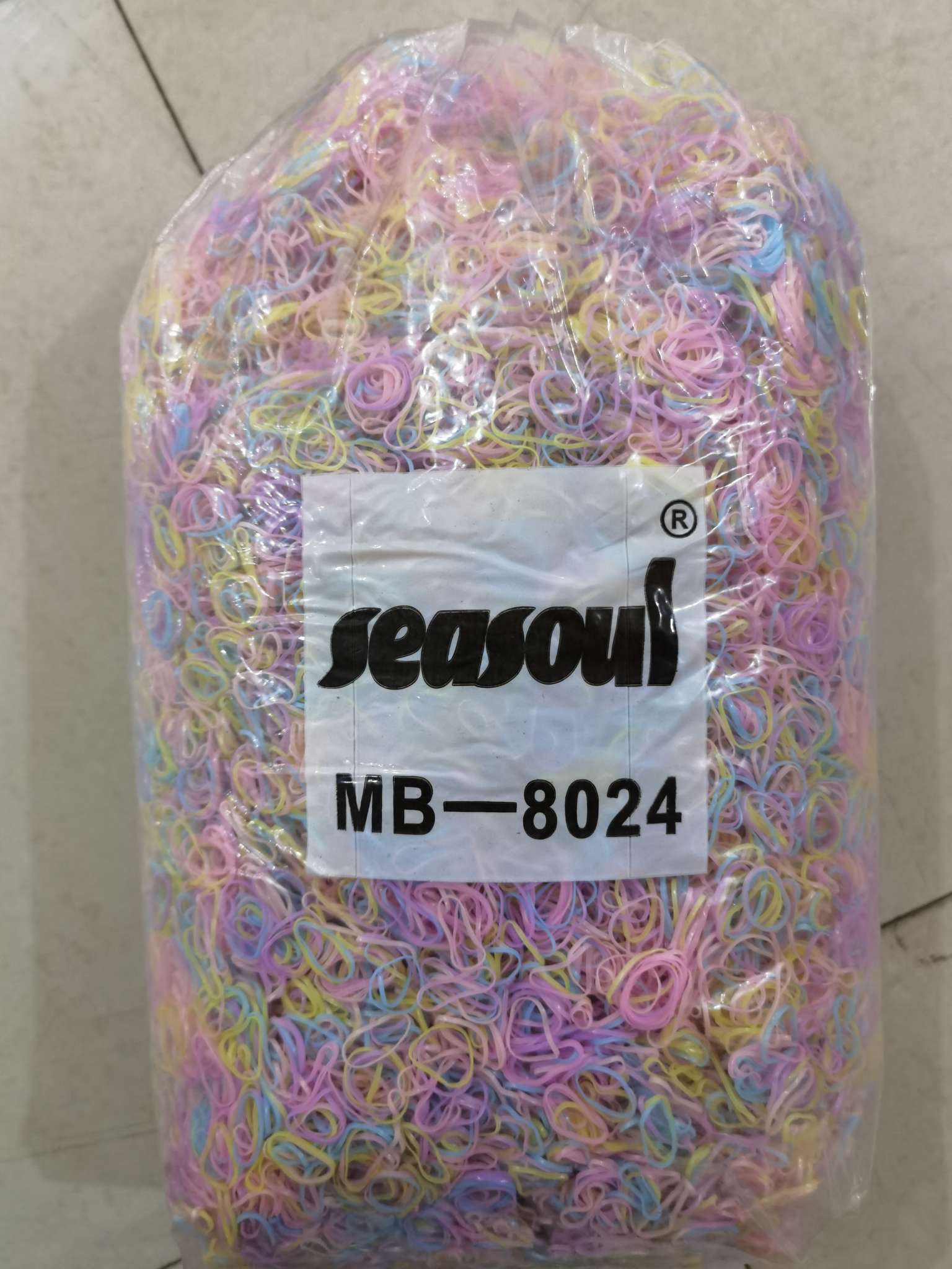 8024小号透明彩点皮筋。儿童橡皮筋一次性皮筋。彩色皮筋