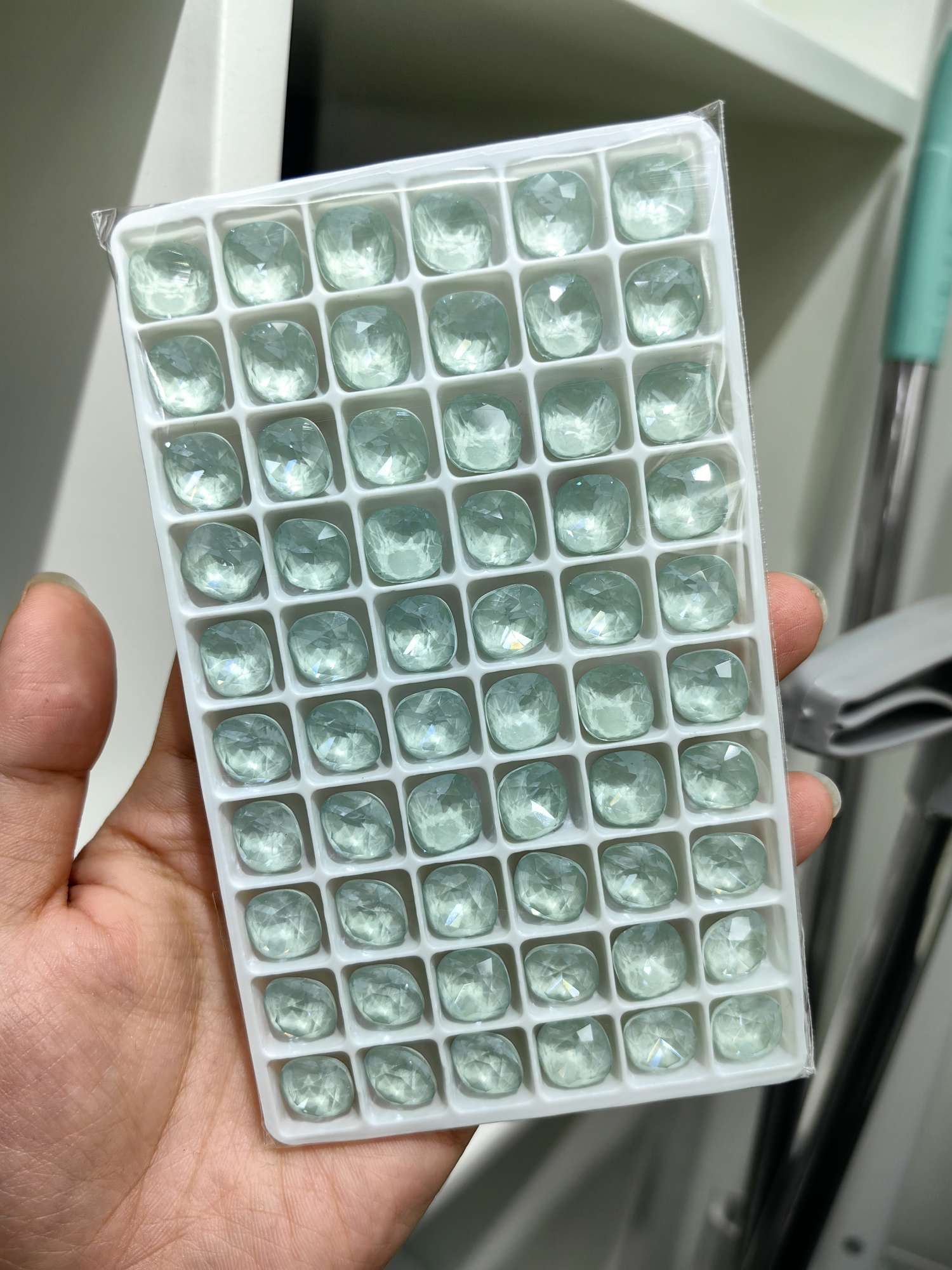 装饰配件实物图