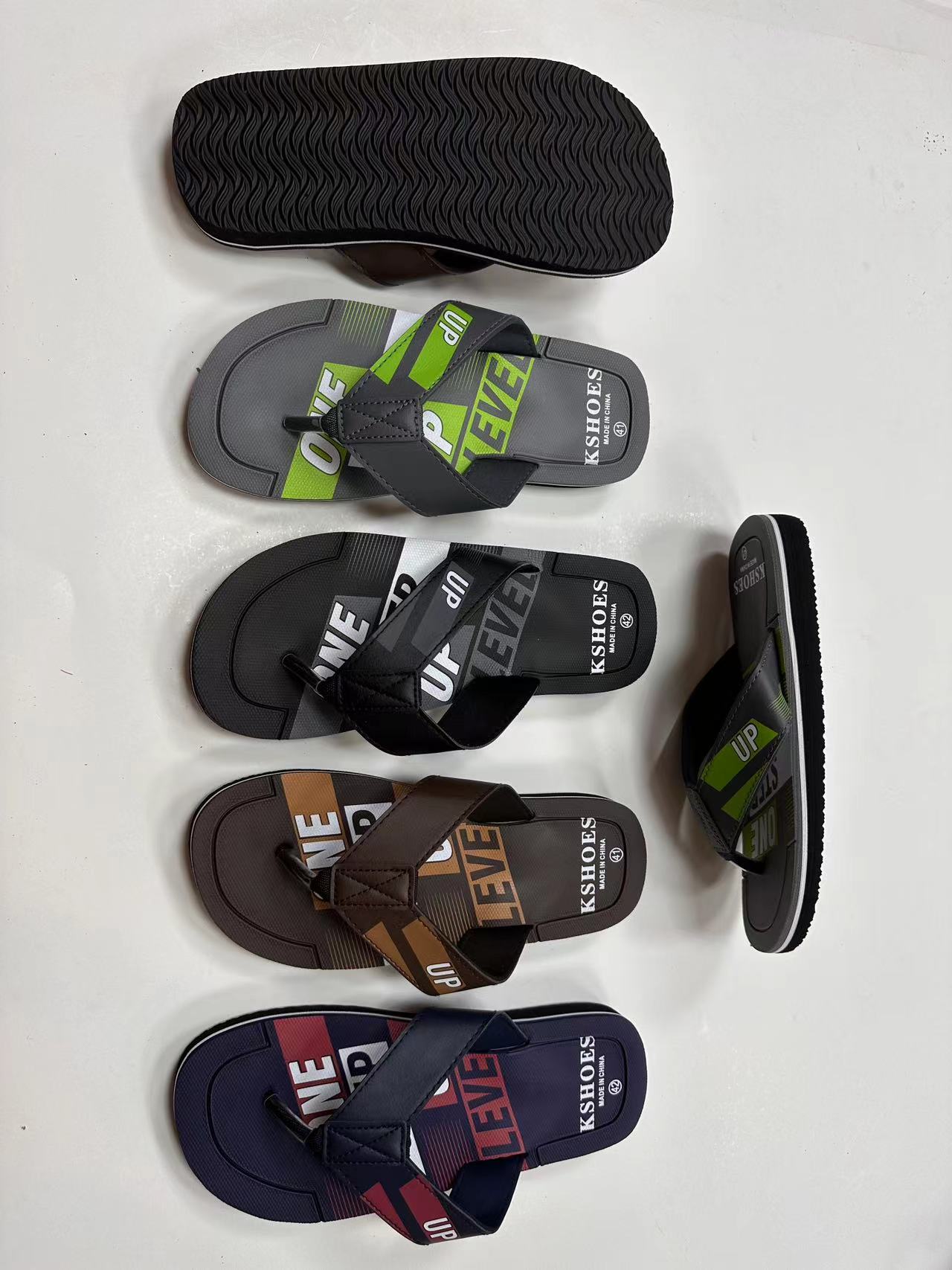 男夏季居家塑料拖鞋 轻便舒适沙滩鞋男士夏季